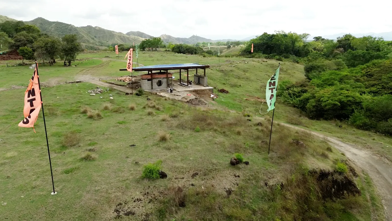 Sala de ventas en el lote